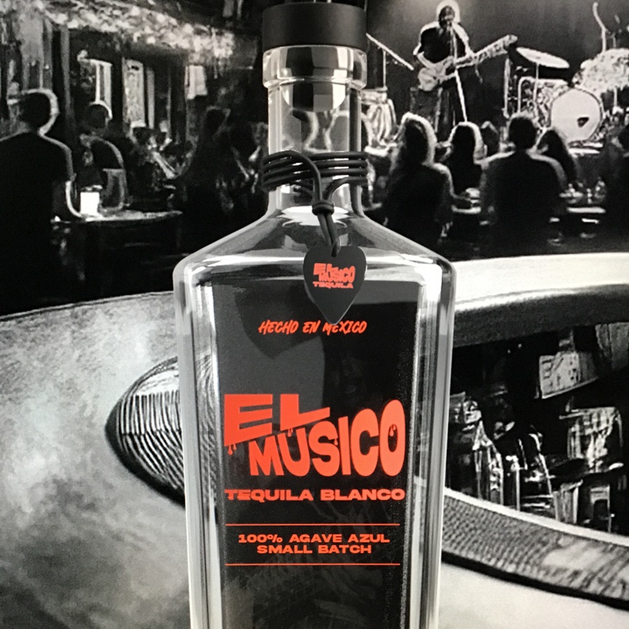 El Musico Blanco