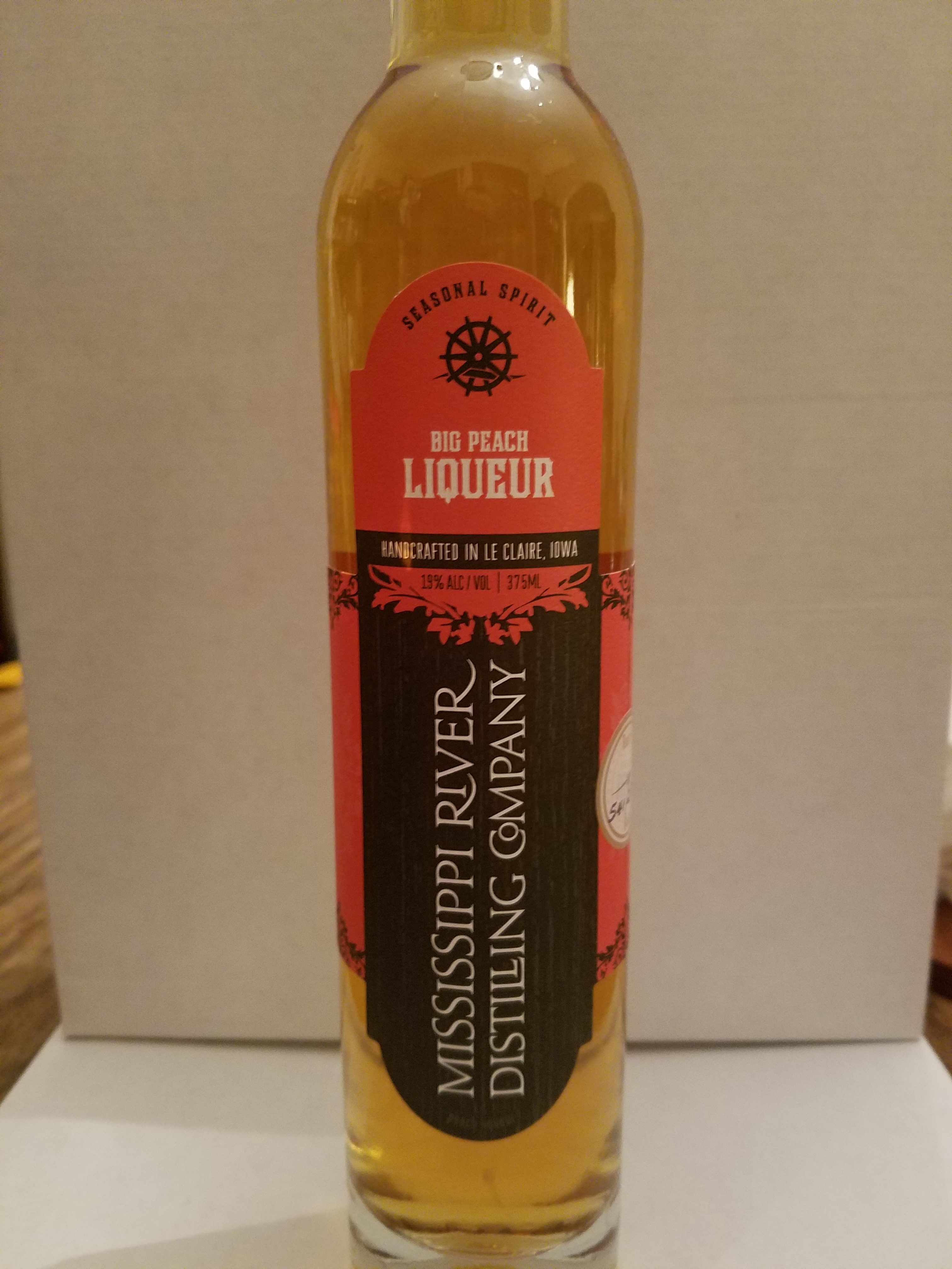 Mississippi River Distilling Company Big Peach Liqueur