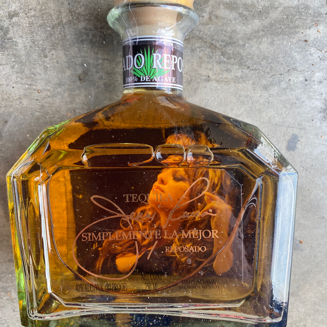 Tequila jenni Rivera