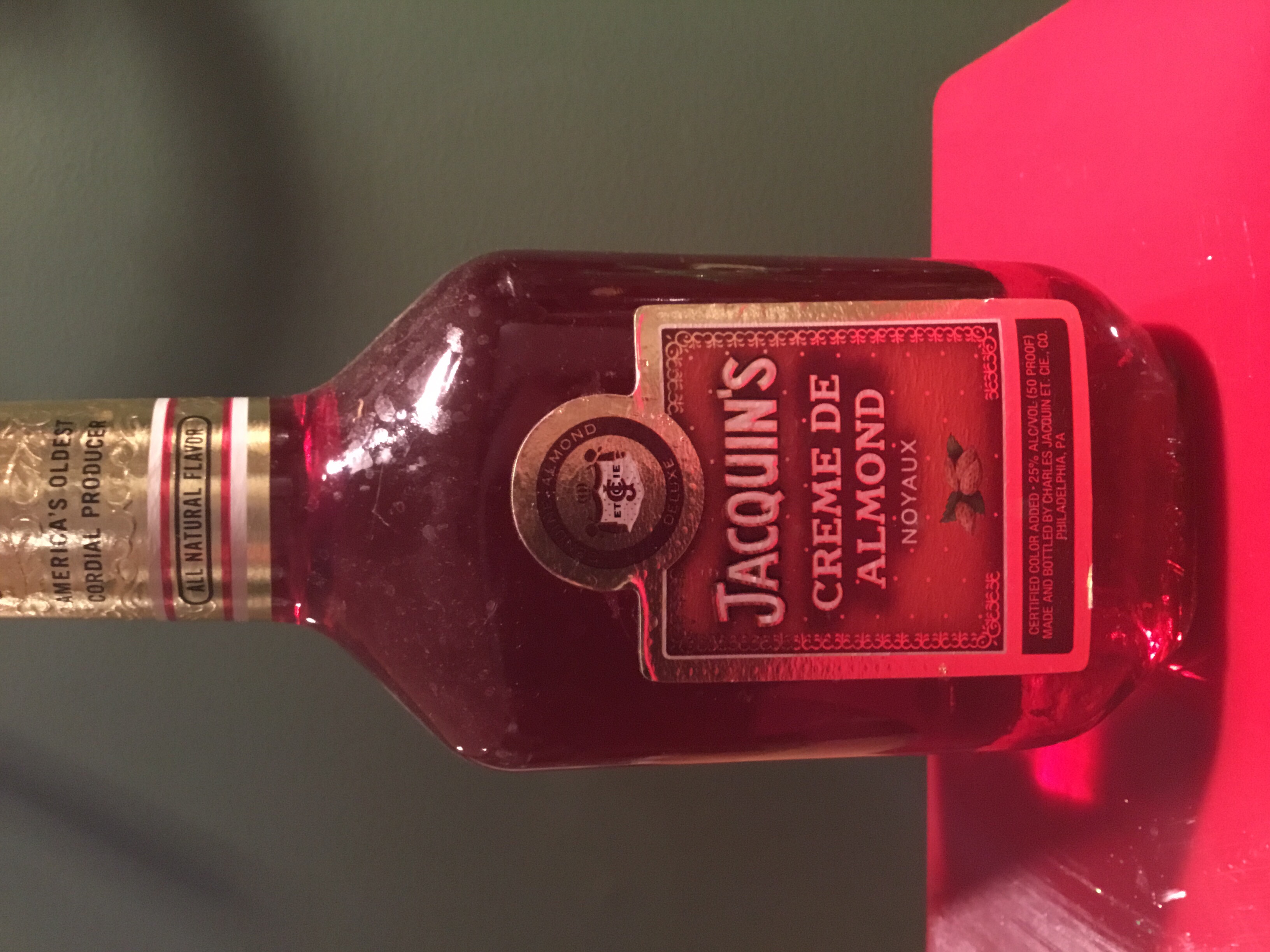 Jacquin's Creme De almond Noyaux