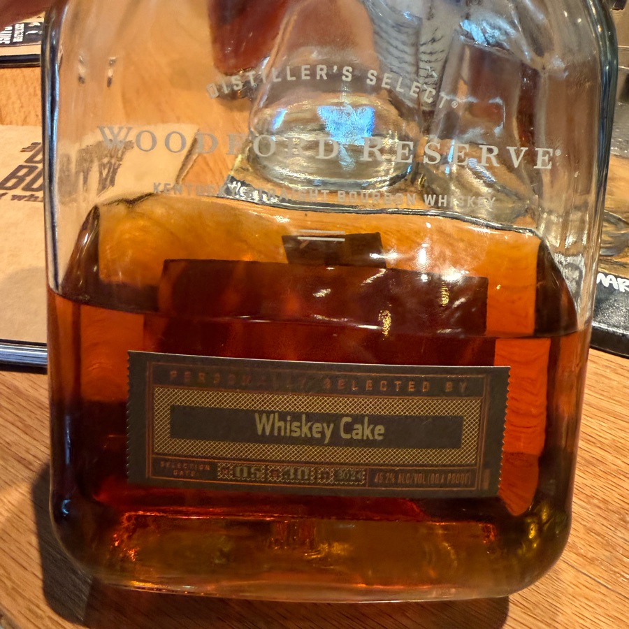 Woodford Reserve Distiller's Select Kentucky Straight Bourbon Whiskey Personally Selected By Whiskey Cake Selection Date 05-30-2024
