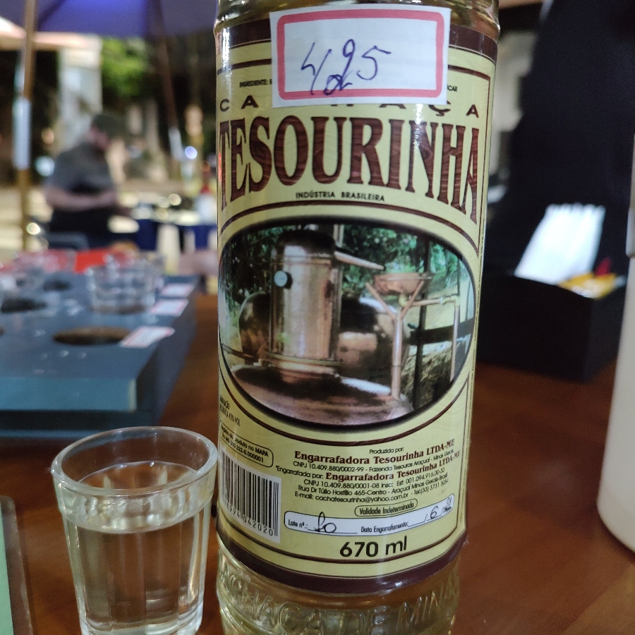 CACHAÇA TESOURINHA OURO BÁLSAMO