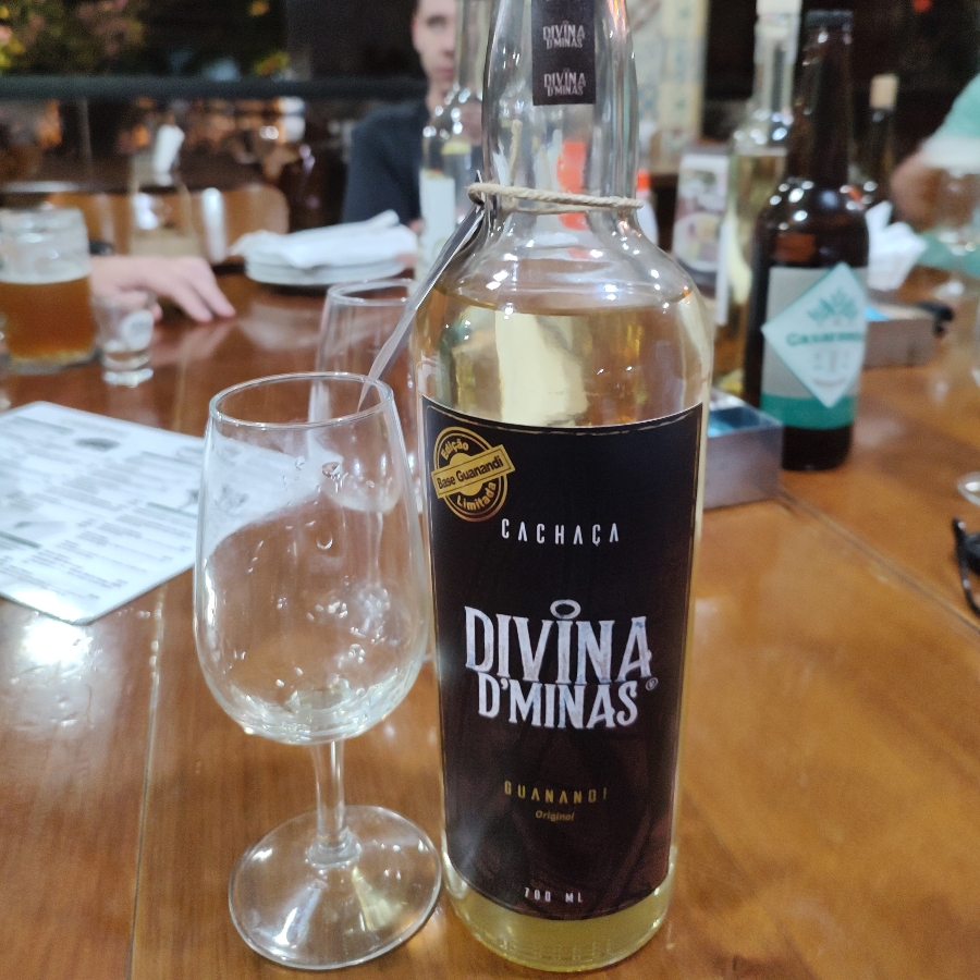 CACHAÇA DIVINA D MINAS GUANANDI