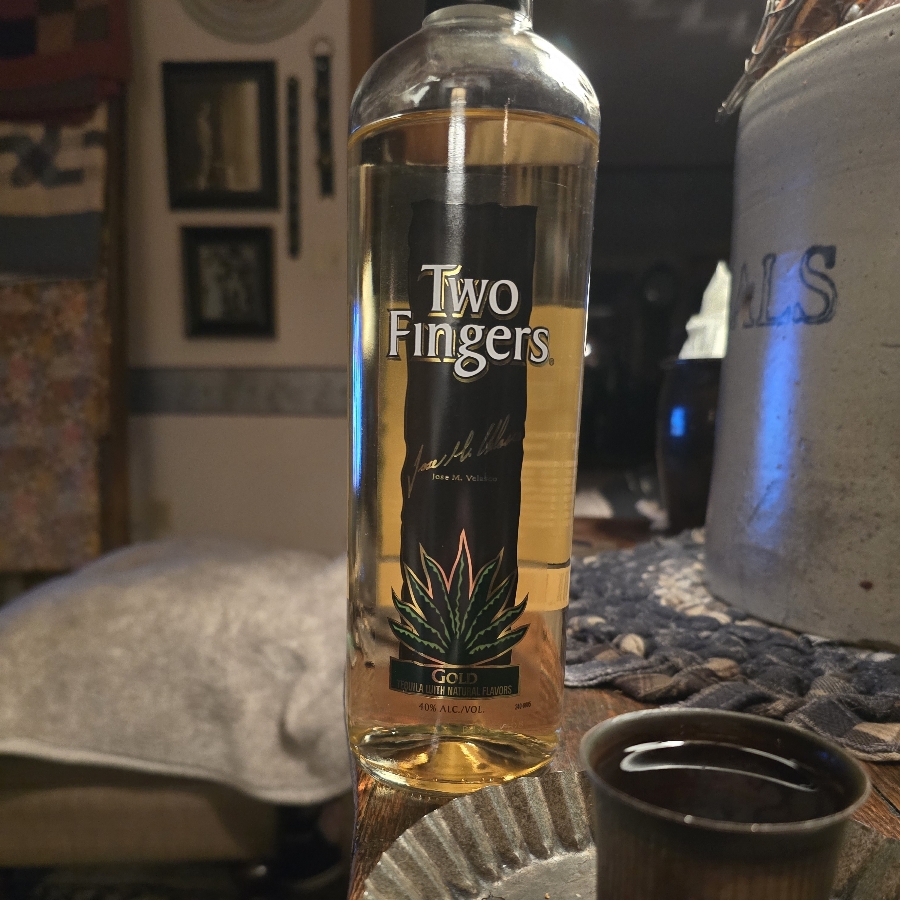 Two Fingers Gold