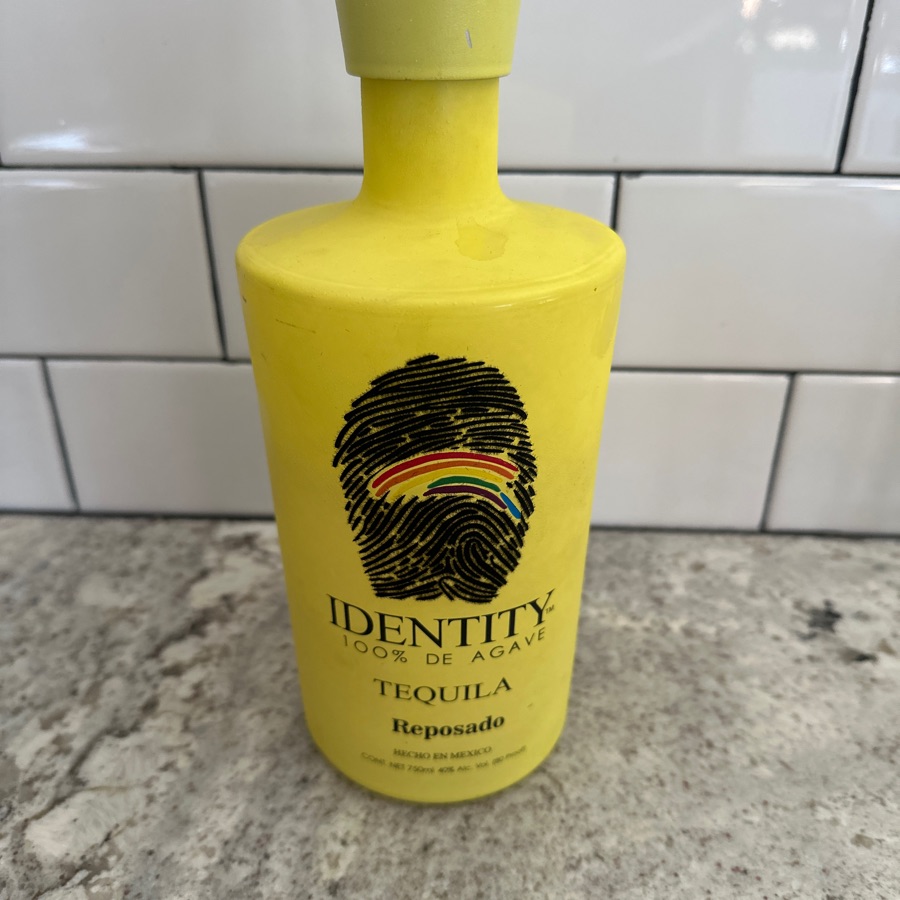 identity - Resposado