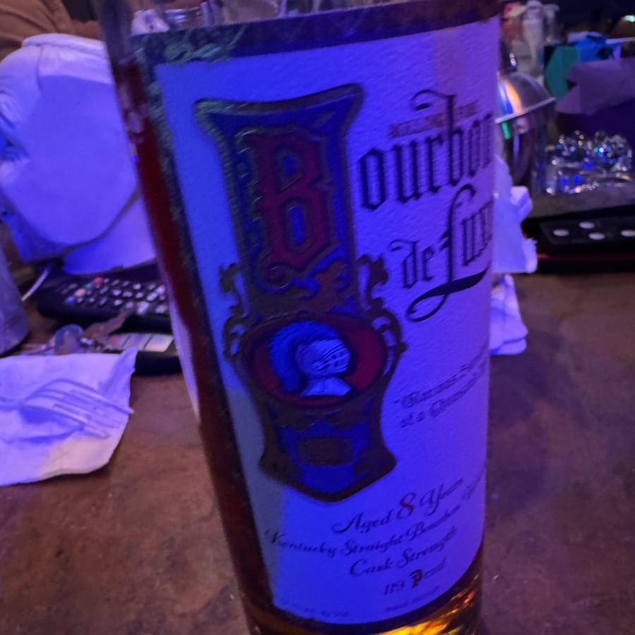 Bourbon De Luxe 8yr