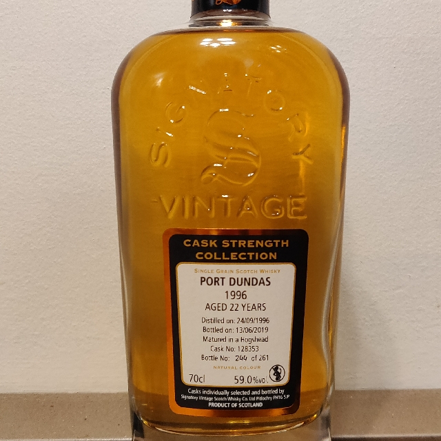 Port Dundas 1996 22 Year Cask Strength Collection (Signatory)