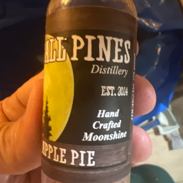 Tall Pines Apple Pie