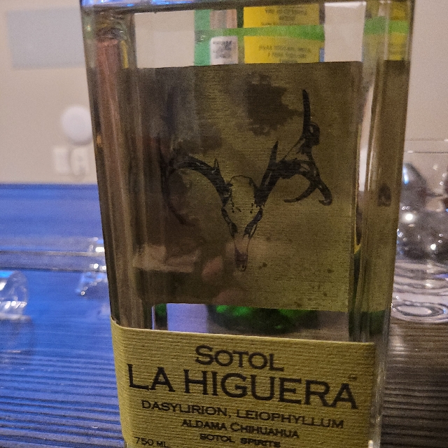 La Higuera Sotol Leiophyllum