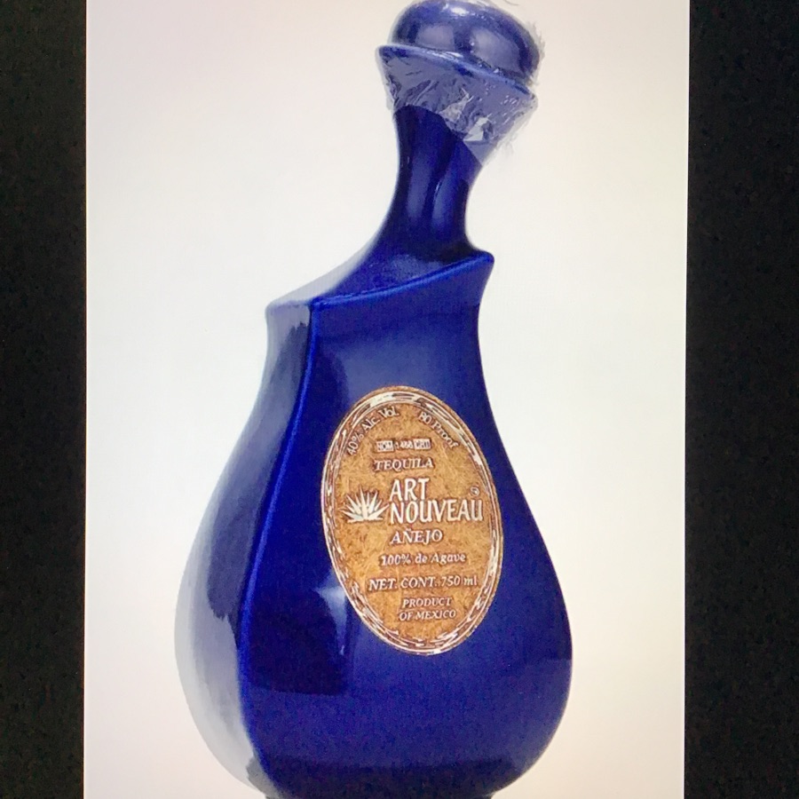 Art Nouveau Añejo