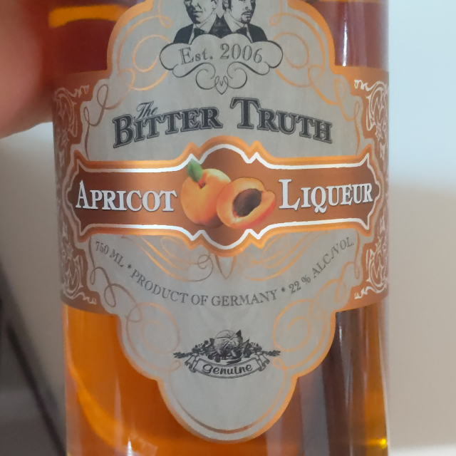 Bitter truth apricot liquor
