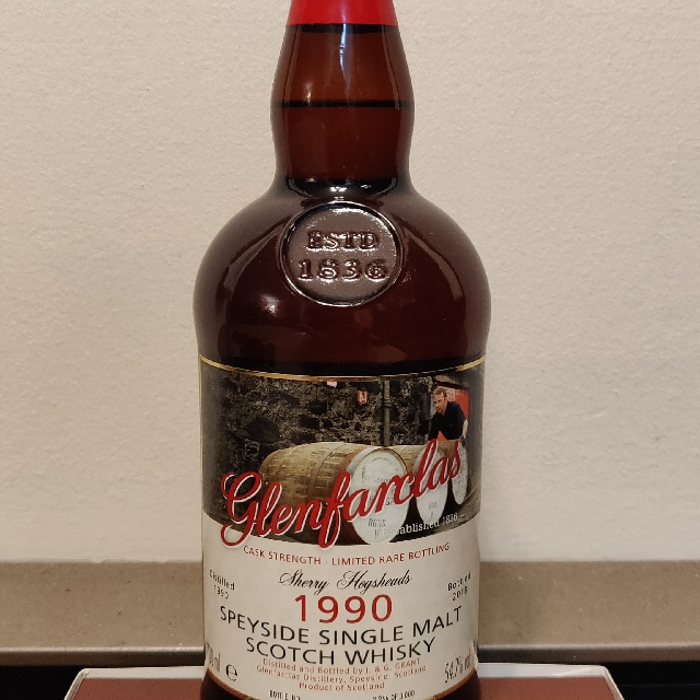 Glenfarclas 1990 Sherry Hogsheads Cask Strength (Bottled 2018)