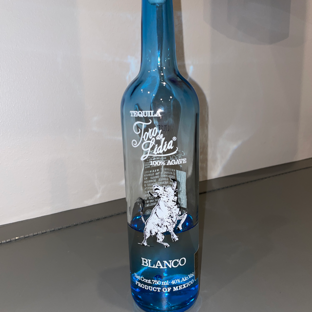 Toro de Lidia Blanco