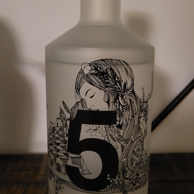 5 Continents Gin