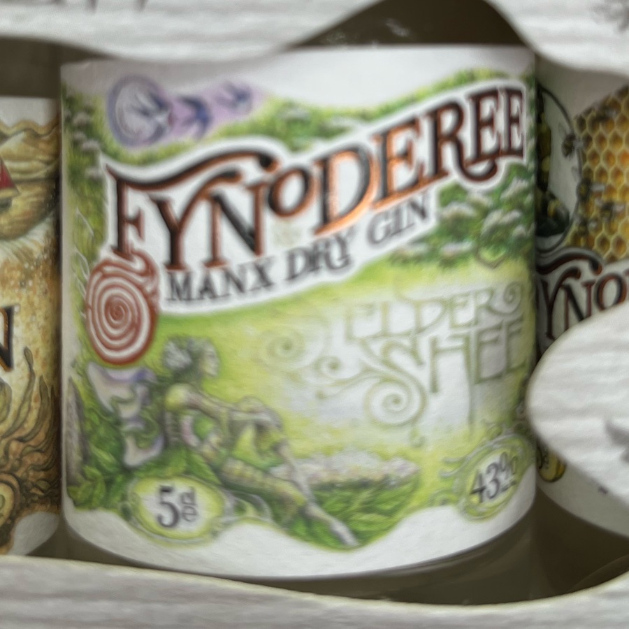 Fynoderee Manx Dry Gin