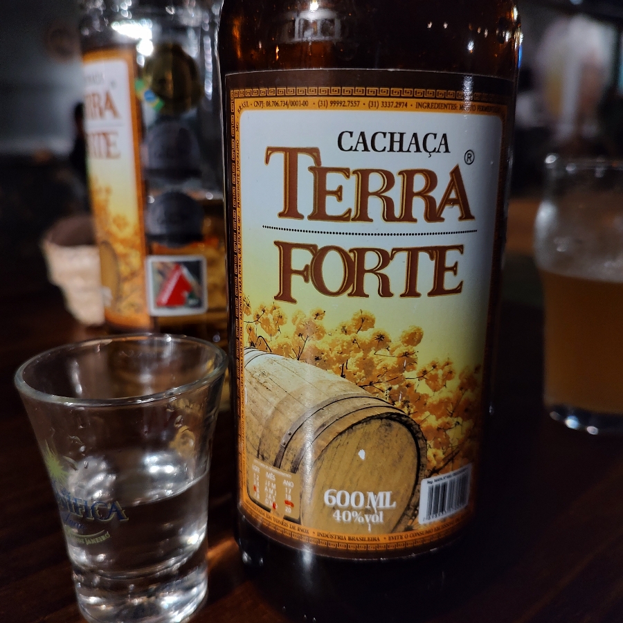 Cachaça Terra Forte Prata