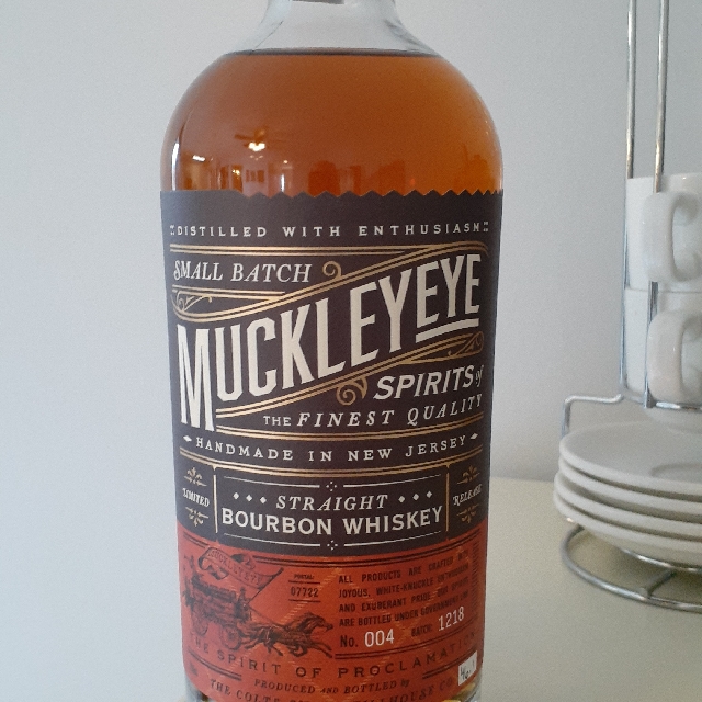 Muckleyeye Straight Bourbon Whiskey