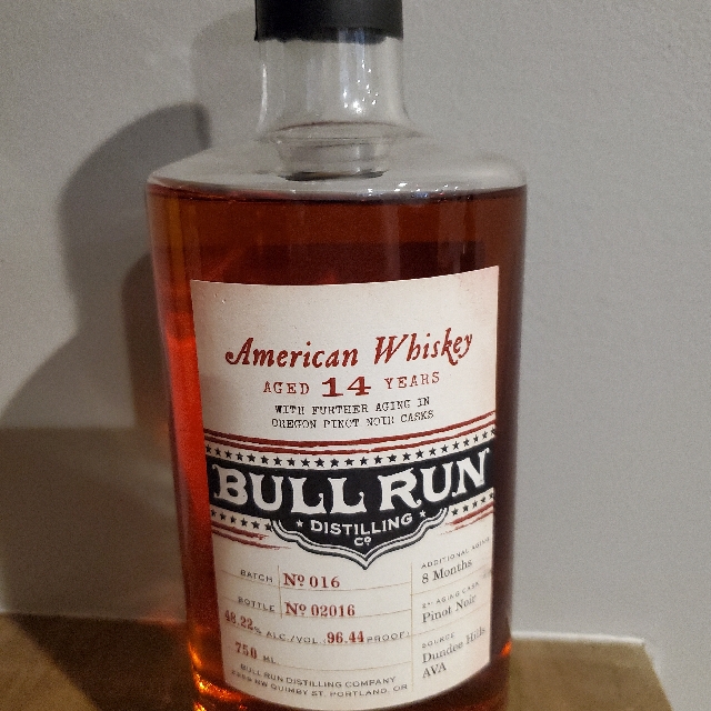 Bull Run American Whisky Aged 14 years with further aging in Oregon Pinot Noir casks