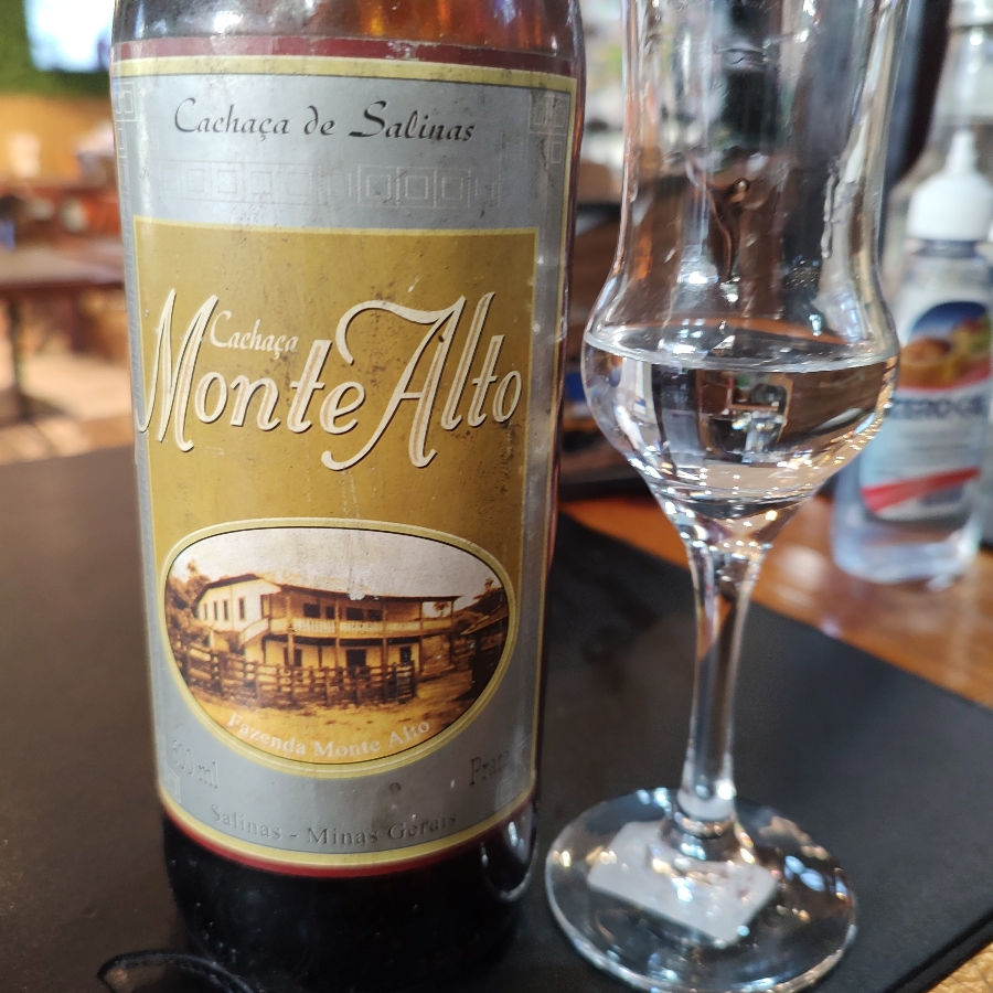 CACHAÇA MONTE ALTO PRATA