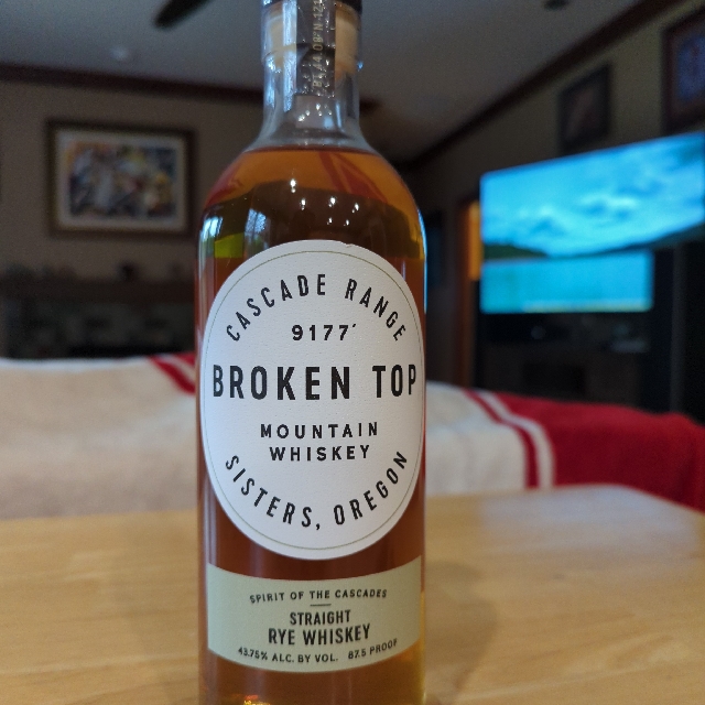 Broken Top Straight Rye Whiskey
