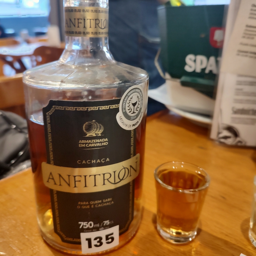 CACHAÇA ANFITRION OURO