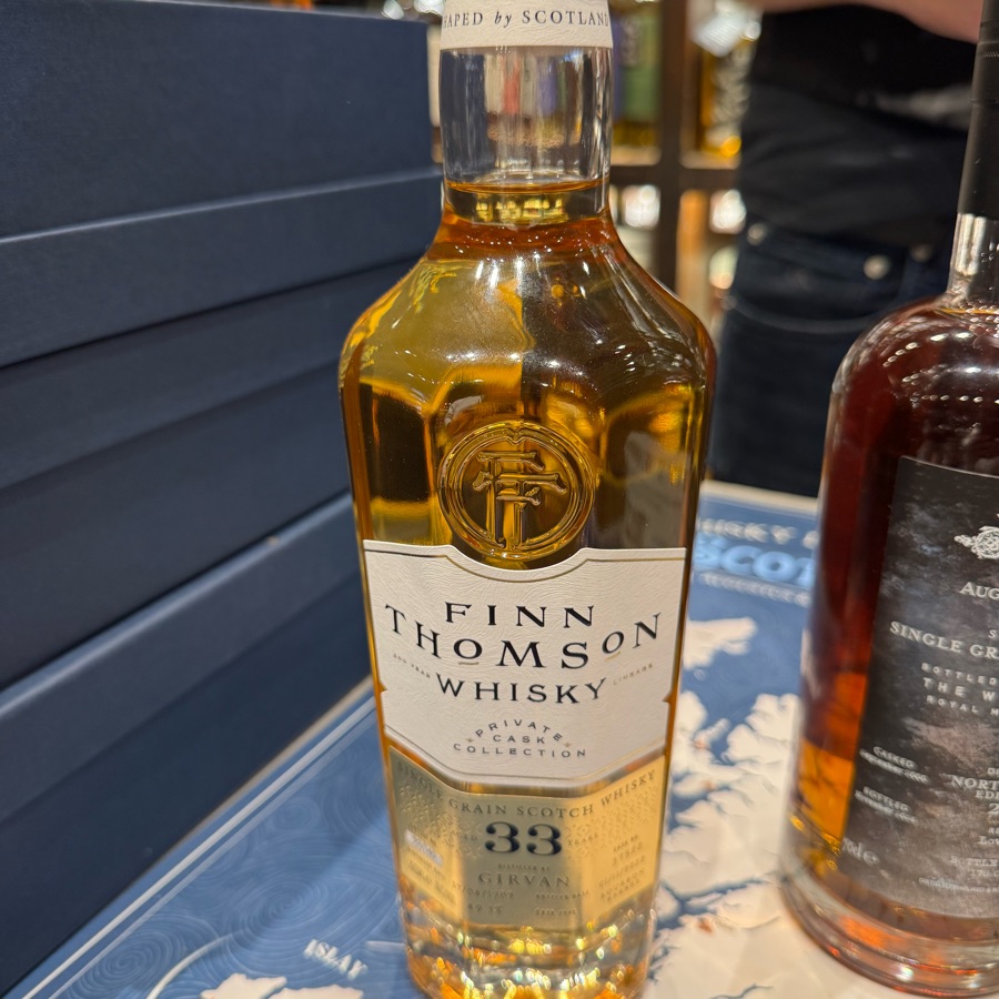 Finn Thomson 33
