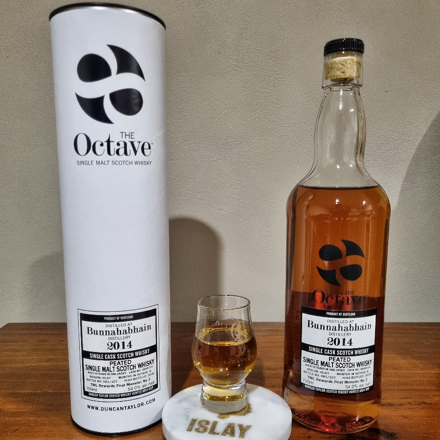 Duncan Taylor 2014 Bunnahabhain 10 TWL Peat Monster