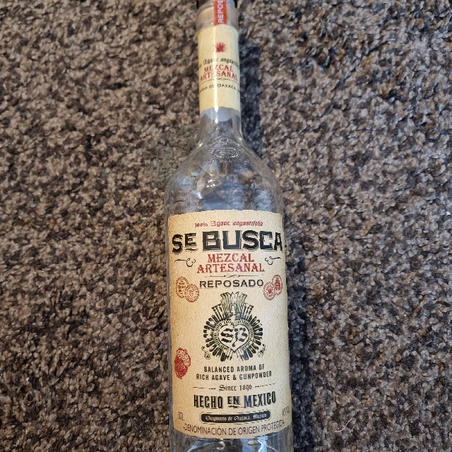Se Busca Mezcal Artesanal Reposado