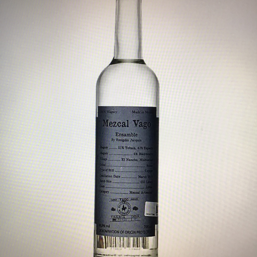 Mezcal Vago Ensamble de Emigdio Jarquin