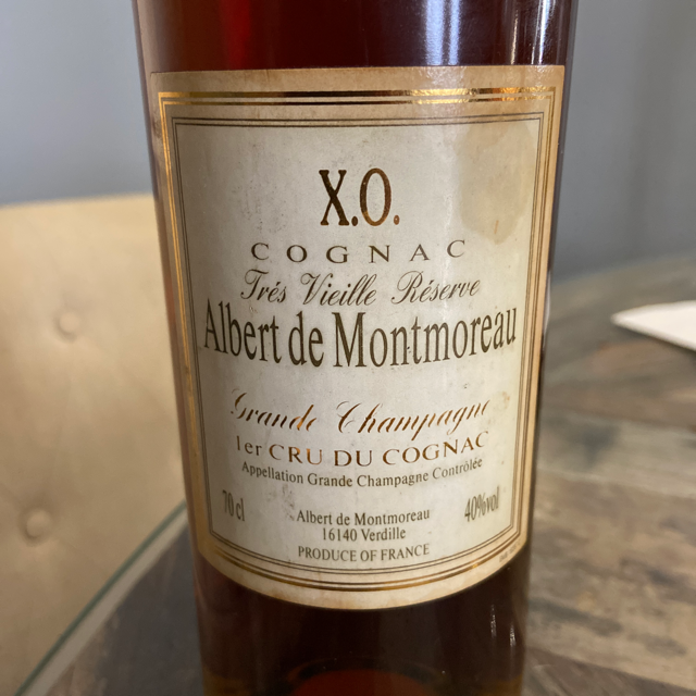 X.O Albert de montmoreau tres vieille reserve