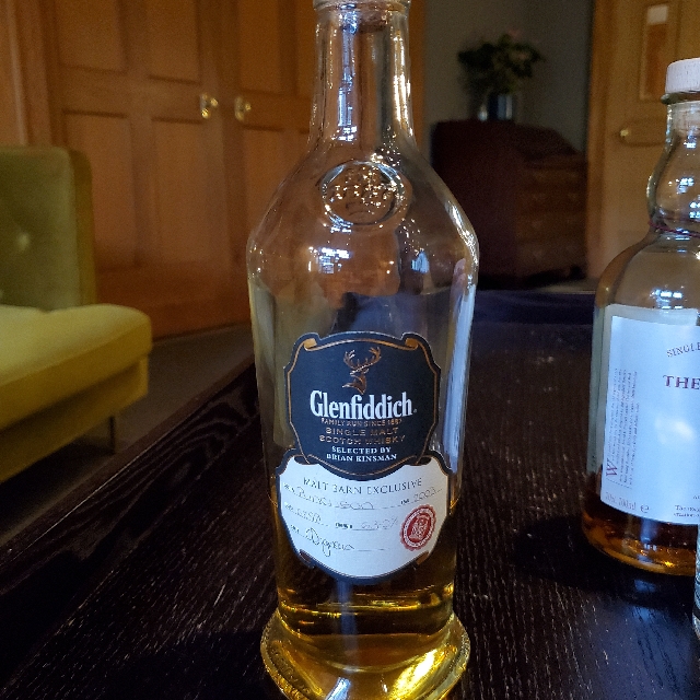 Glenfiddich Malt Barn Exclusive Cask 6898