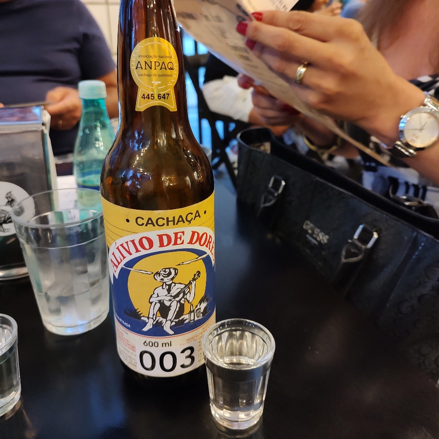 Cachaça Alívio de Dores