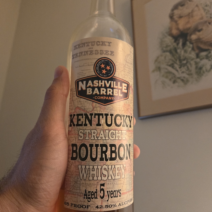 Nashville Barrel Kentucky Straight Bourban Whiskey