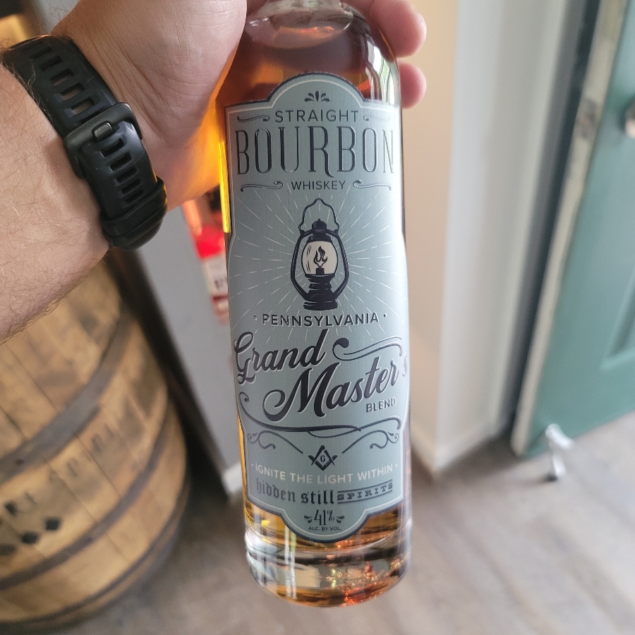 Hidden Still Spirits Bourbon Whiskey PA Grand Master's Blend (2024)