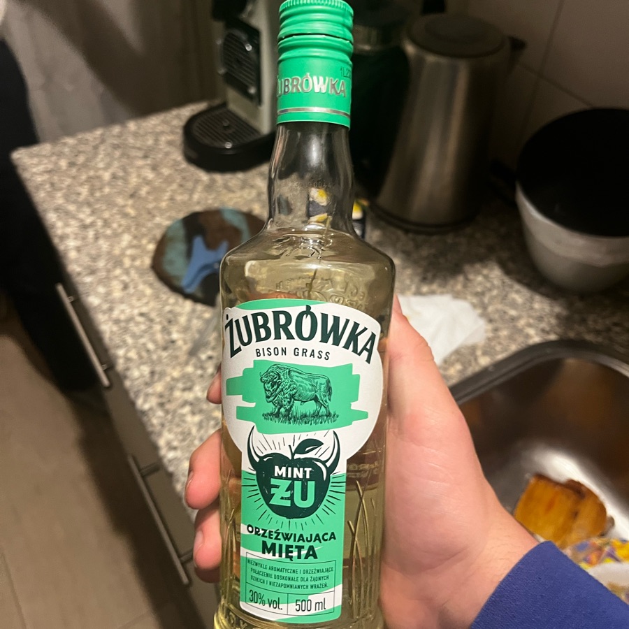 Zubrowka orzezwiajaca mieta