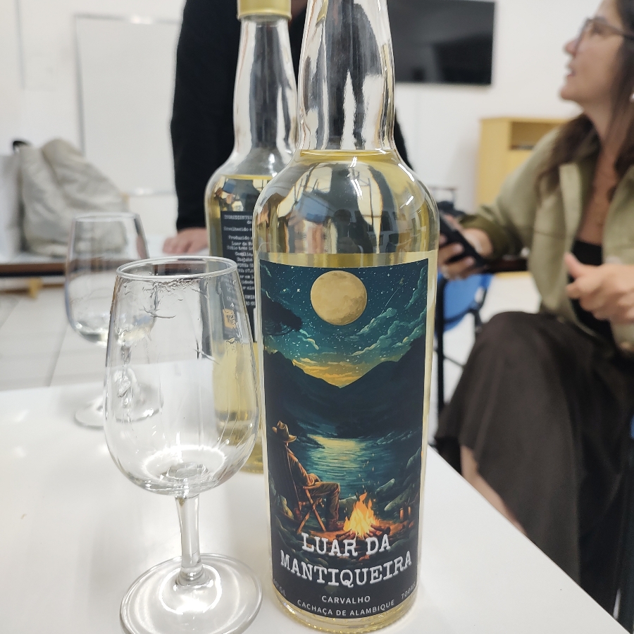 CACHAÇA LUAR DA MANTIQUEIRA CARVALHO