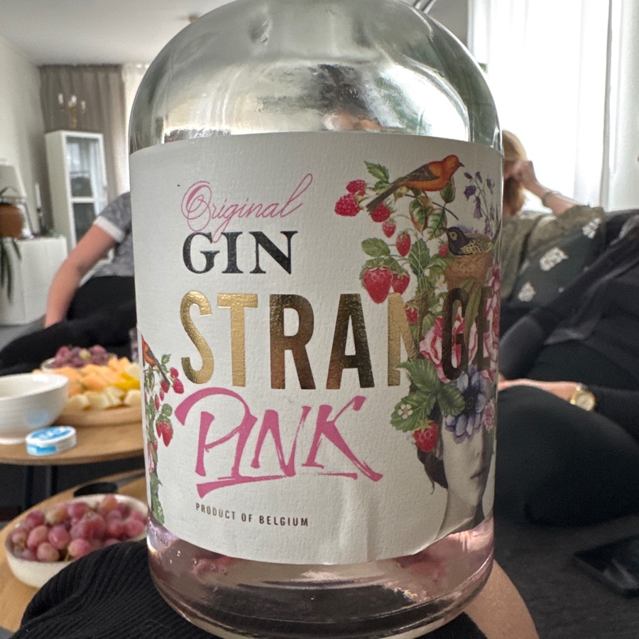 Strange Luve Original Pink Gin