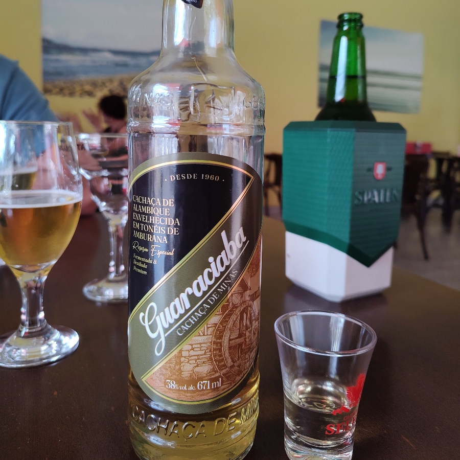 CACHAÇA GUARACIABA RESERVA ESPECIAL AMBURANA