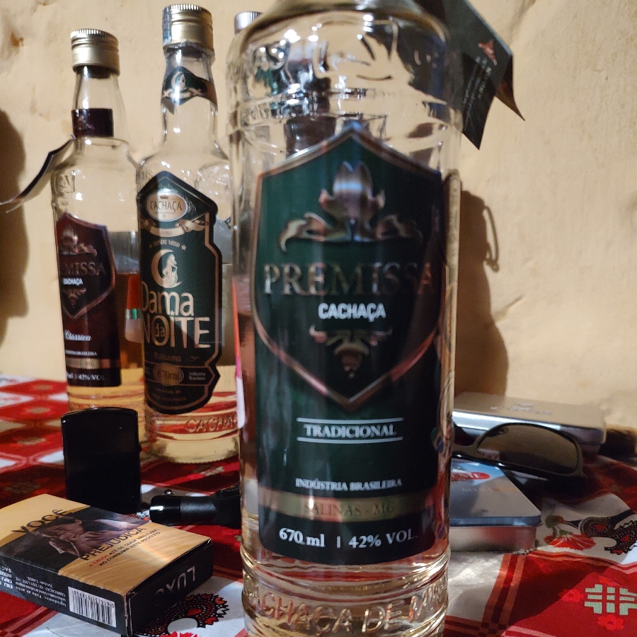 CACHAÇA PREMISSA TRADICIONAL