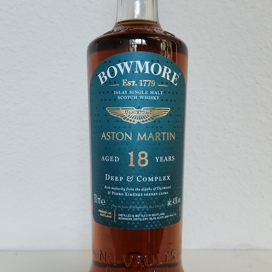Bowmore x Aston Martin Deep & Complex 18 Year