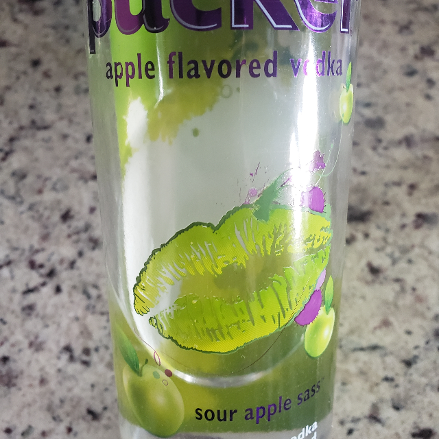 PUCKER sour apple sass
