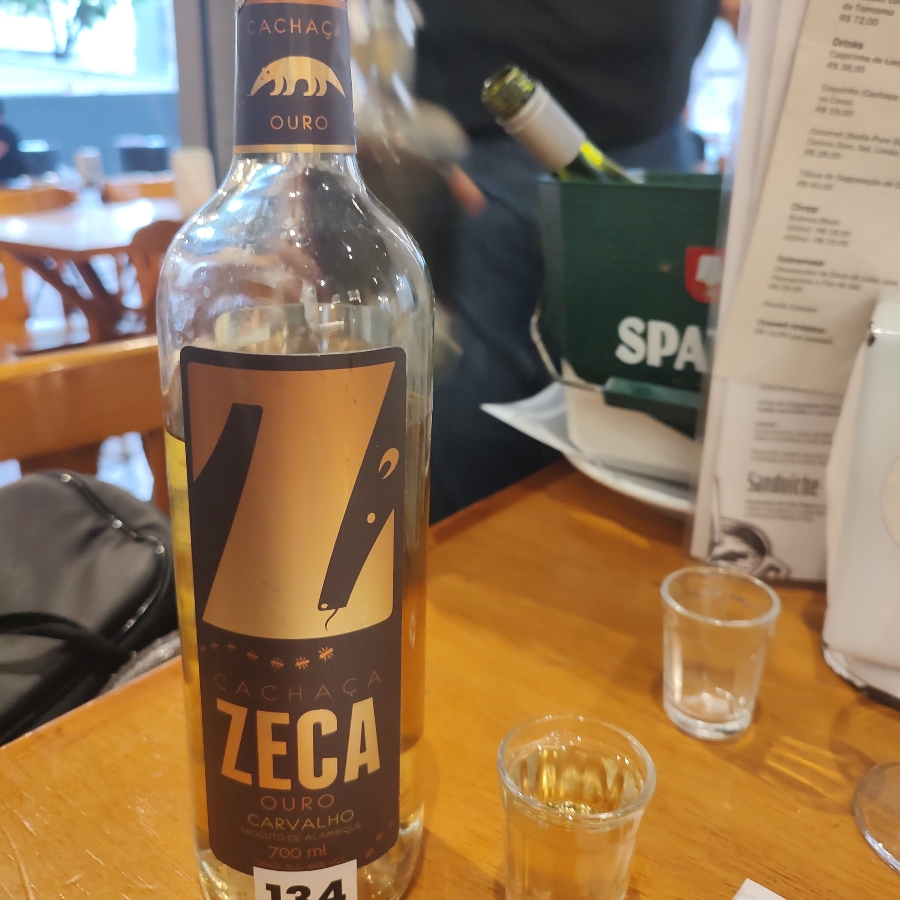 CACHAÇA ZECA OURO