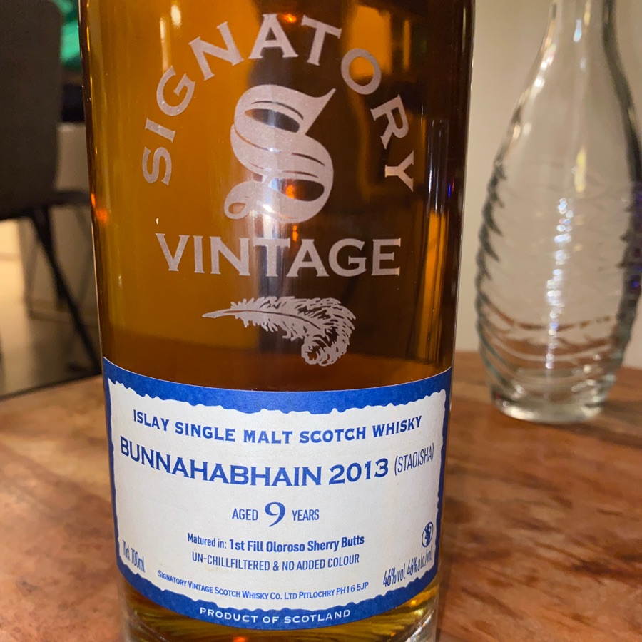 signatory vintage bunnahabhain 2013 staoisha 9yo