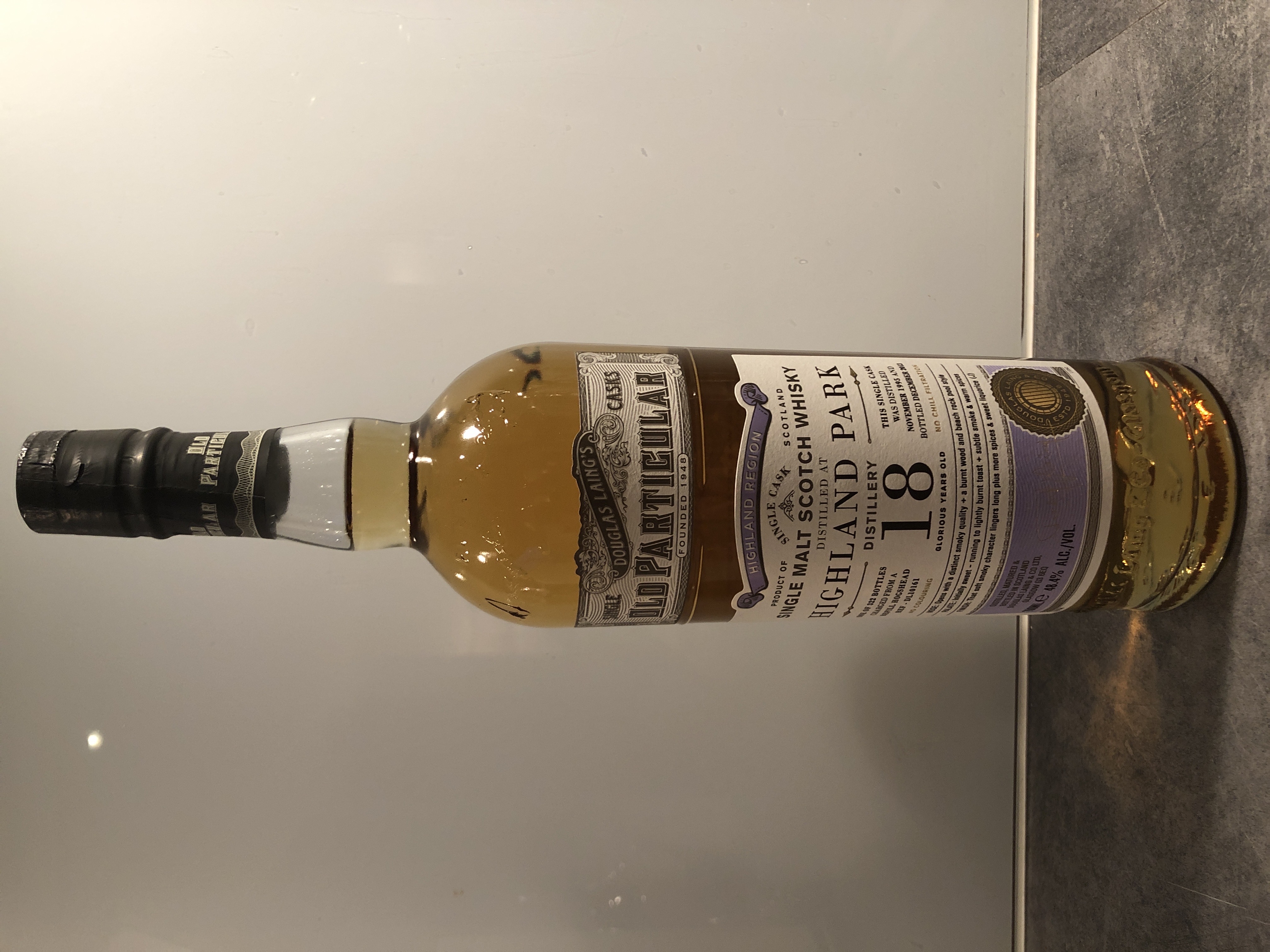 Highland Park 1995 18 Year Old Particular (Douglas Laing)