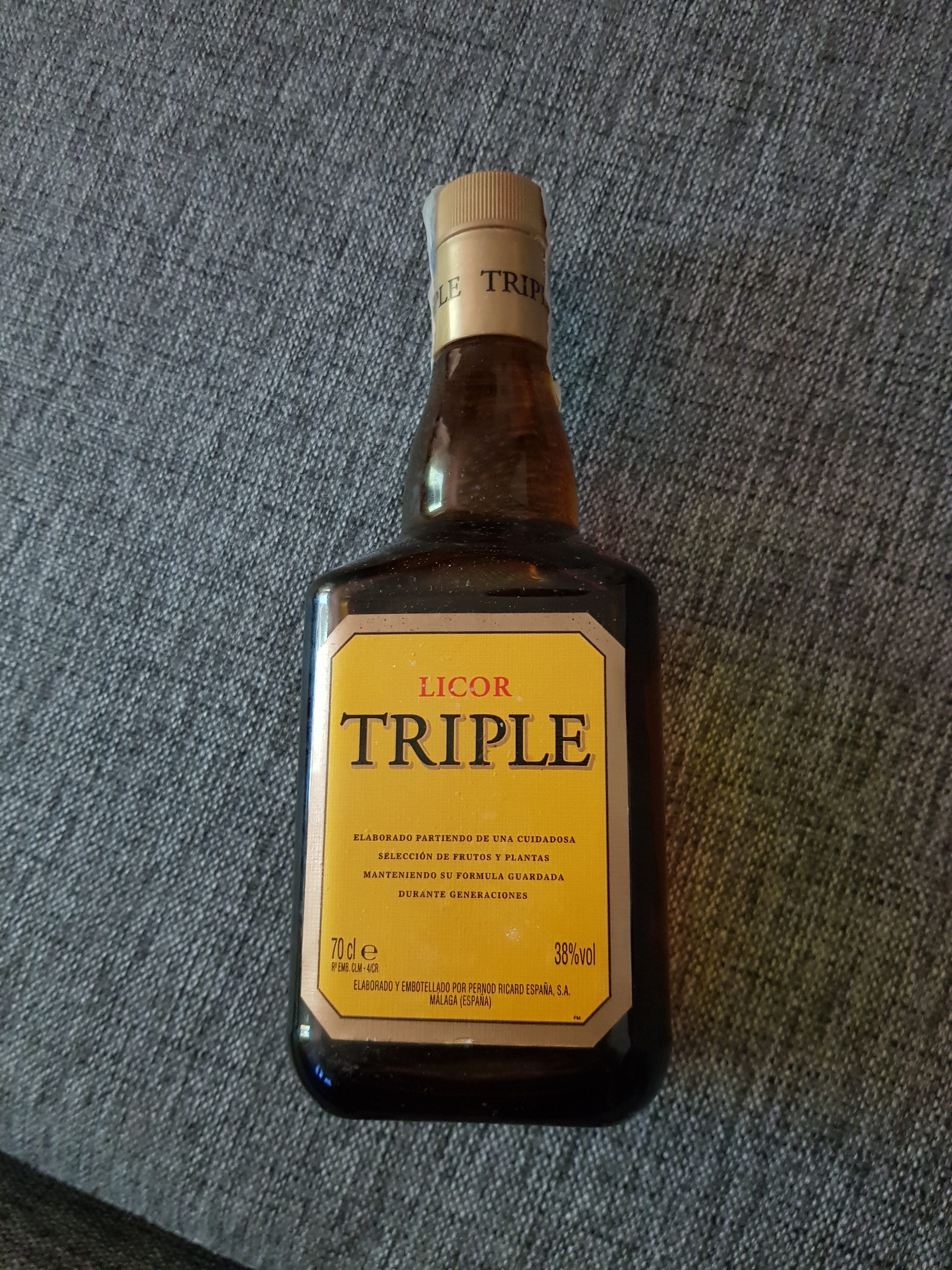 Licor Triple Larios