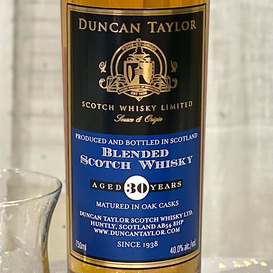 Duncan Taylor 30 Years Blended Scotch Whisky