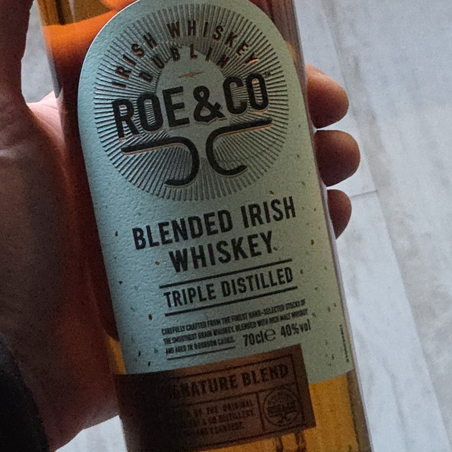Roe & Co