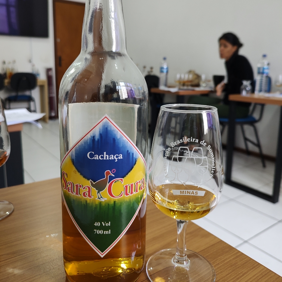 CACHAÇA SARACURA OURO